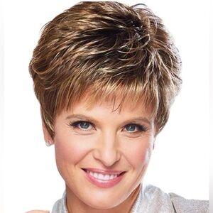 Raquel Welsh Signature Collection WINNER Wig in R11S+ Glazed Mocha Ultra Petite